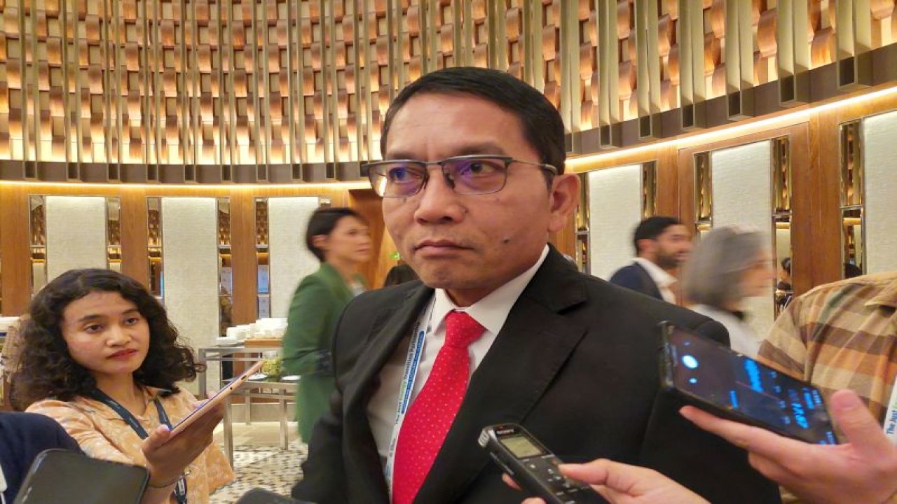 Direktur Jenderal (Dirjen) Energi Baru Terbarukan dan Konservasi Energi (EBTKE) Kementerian ESDM Dadan Kusdiana saat ditemui di Jakarta, Selasa (27/6/2023). ANTARA/ (Sinta Ambarwati)