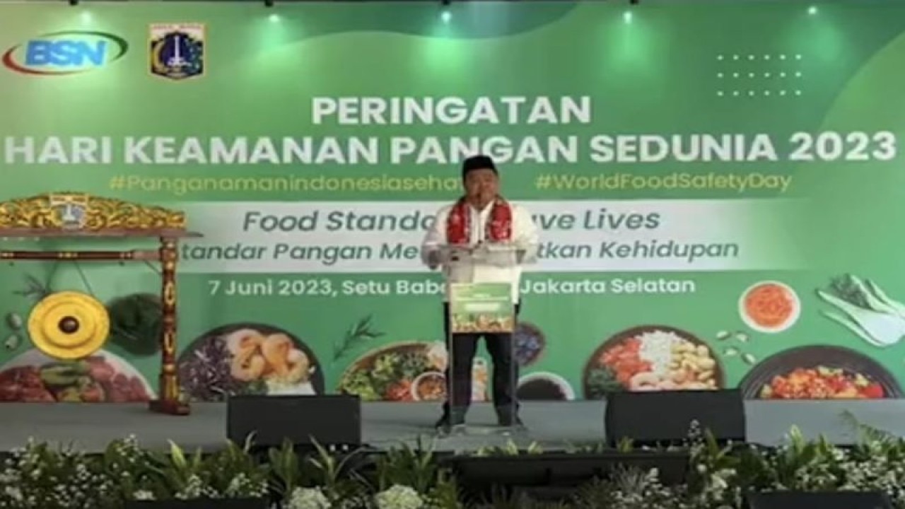 Dirjen Pencegahan dan Pengendalian Penyakit (P2P) Kemenkes RI Maxi Rein Rondonuwu saat menyampaikan sambutan dalam Peringatan Hari Keamanan Pangan Sedunia 2023 di Setu Babakan Kampoeng Betawi, Jakarta, Rabu (7/6/2023). (ANTARA/HO-Kemenkes).