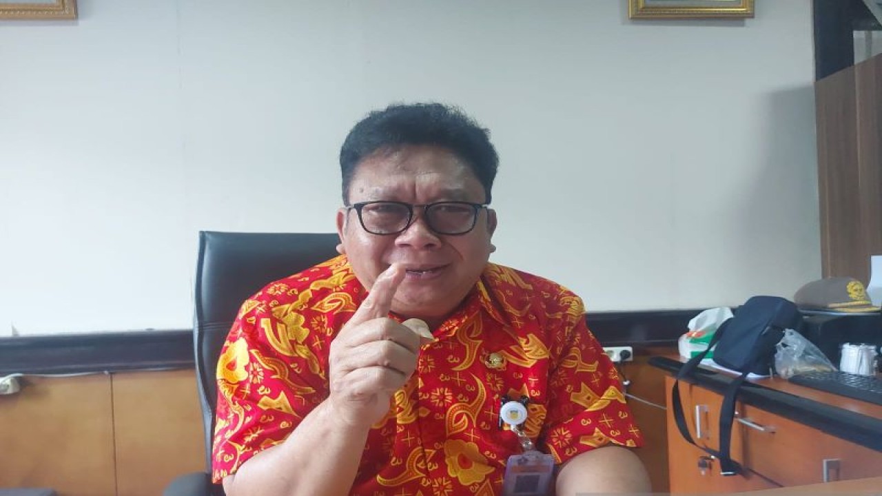 Kepala Badan Pengelolaan dan Pendapatan Daerah Papua Setiyo Wahyudi (ANTARA/Qadri Pratiwi)