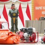 Kepala BNPB serahkan bantuan perlengkapan penanganan karhutla Riau-1686132688