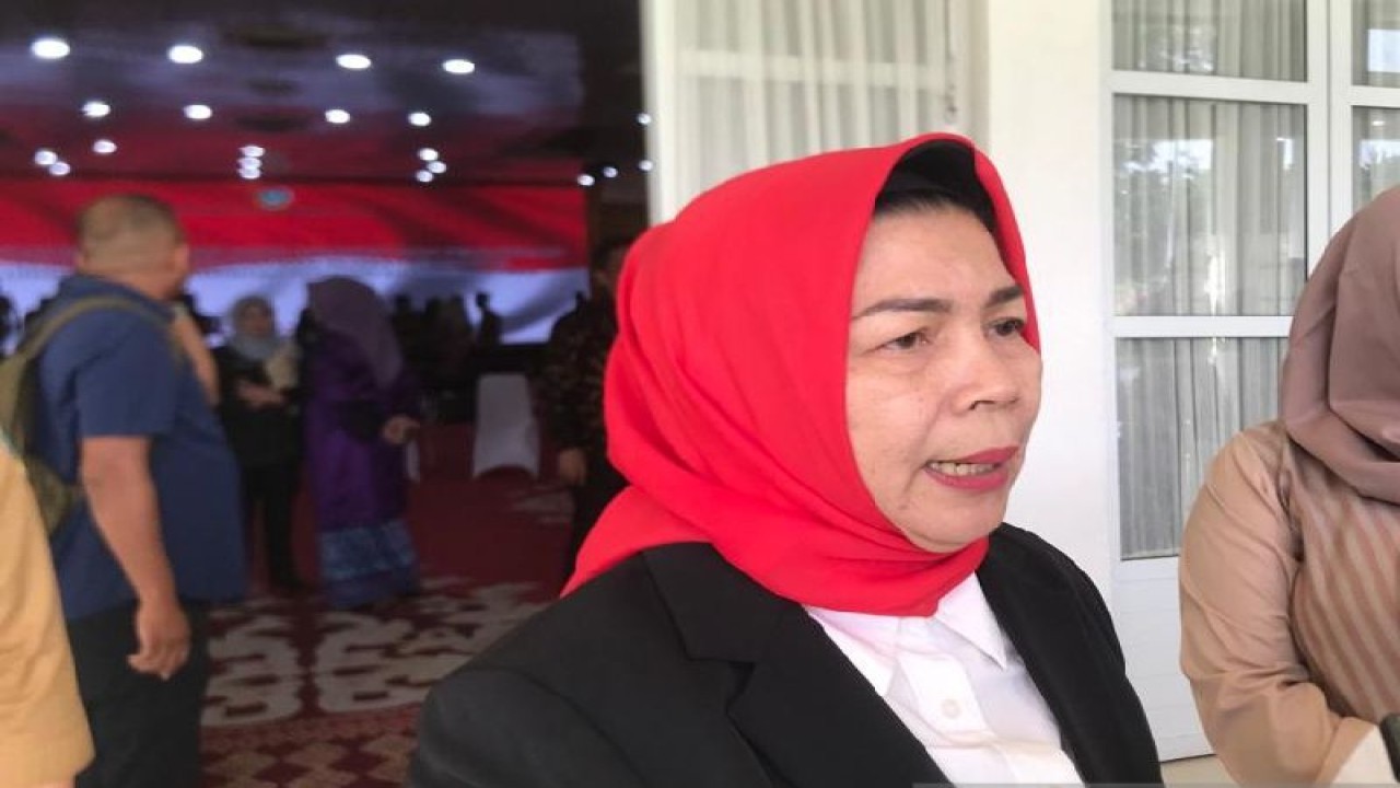 Kepala Dinas LHK Sumut Yuliani Siregar (ANTARA/Anggi Luthfi Panggabean)