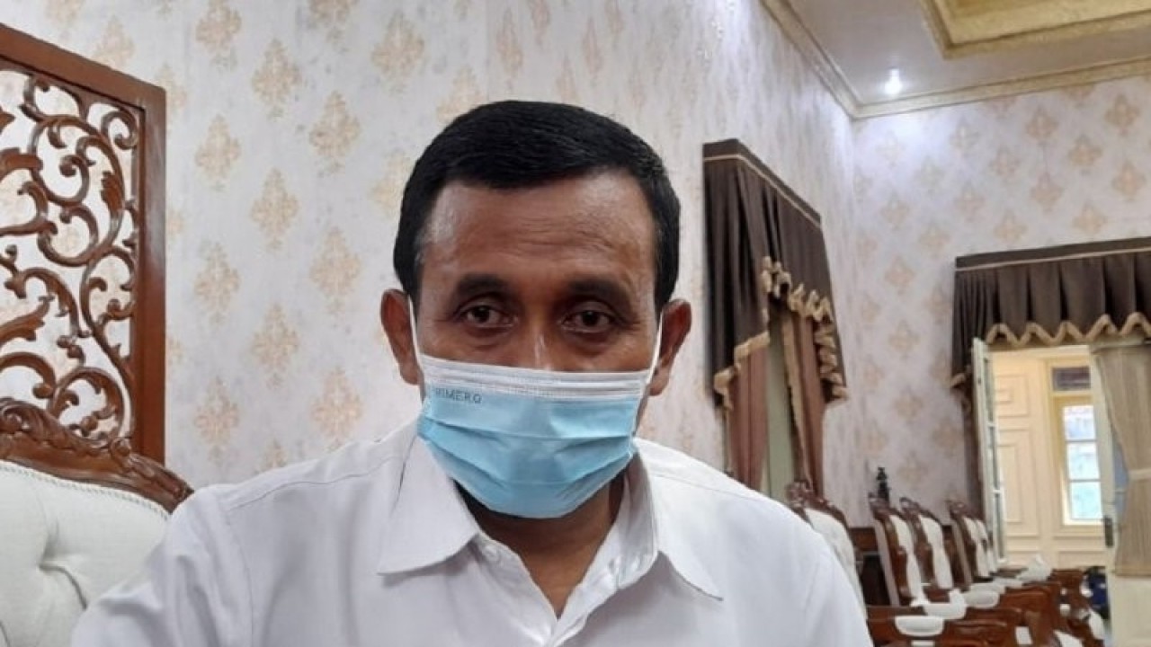 Kepala Dinas Pendidikan Kabupaten Pamekasan, Akhmad Zaini. (ANTARA/Abd Aziz)