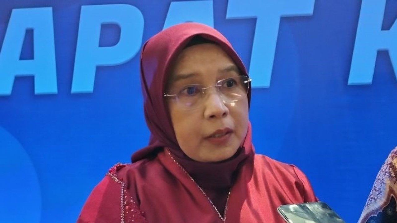 Kepala Lembaga Layanan Pendidikan Tinggi (LLDIKTI) Wilayah X Afdalisma. (ANTARA/Muhammad Zulfikar).