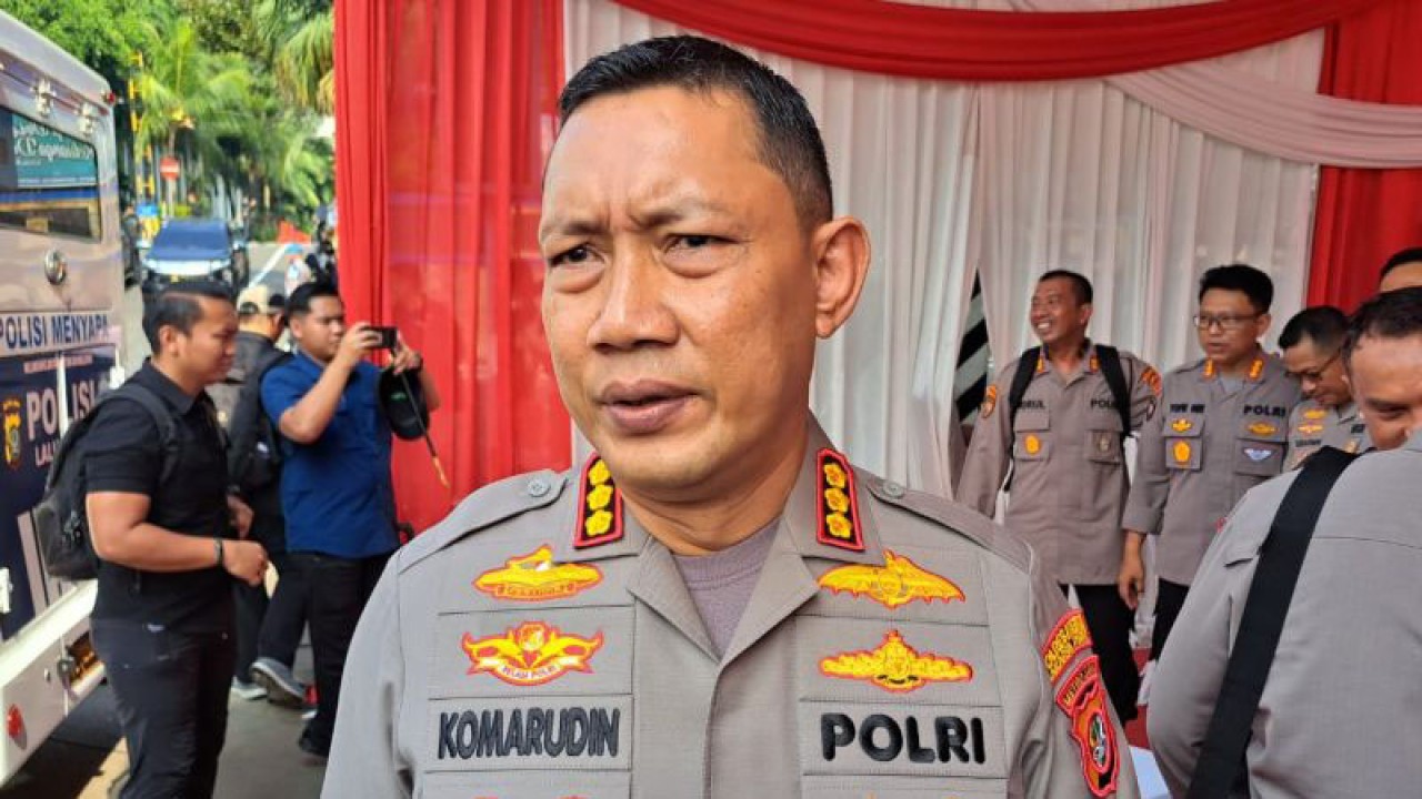 Kapolres Jakarta Pusat Kombes Pol Komarudin saat diwawancarai di Jakarta Senin (19/6/2023). ANTARA/Ilham Kausar