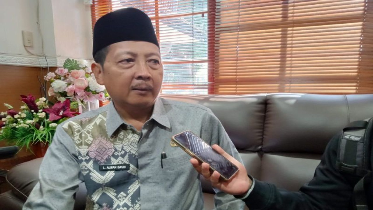 Sekretaris Daerah (Sekda) Kota Mataram Lalu Alwan Basri. (ANTARA/Nirkomala)