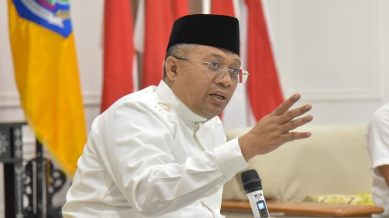 Gubernur Nusa Tenggara Barat (NTB) Zulkieflimansyah. (ANTARA/Nur Imansyah).