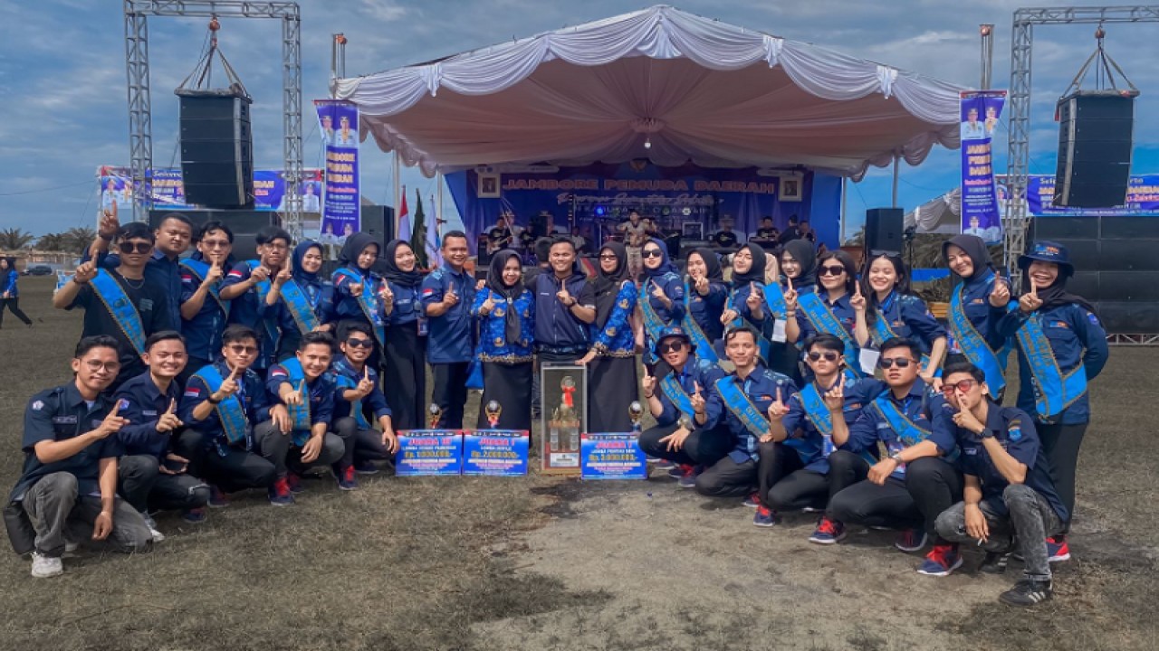 Pemuda Kontingen Kabupaten Ogan Komering Ilir (OKI) mencatat tiga kali alias "hattrick" juara umum pada ajang Jambore Pemuda Daerah tingkat Provinsi Sumatera Selatan tahun 2023. (ANTARA/HO/Diskominfo)