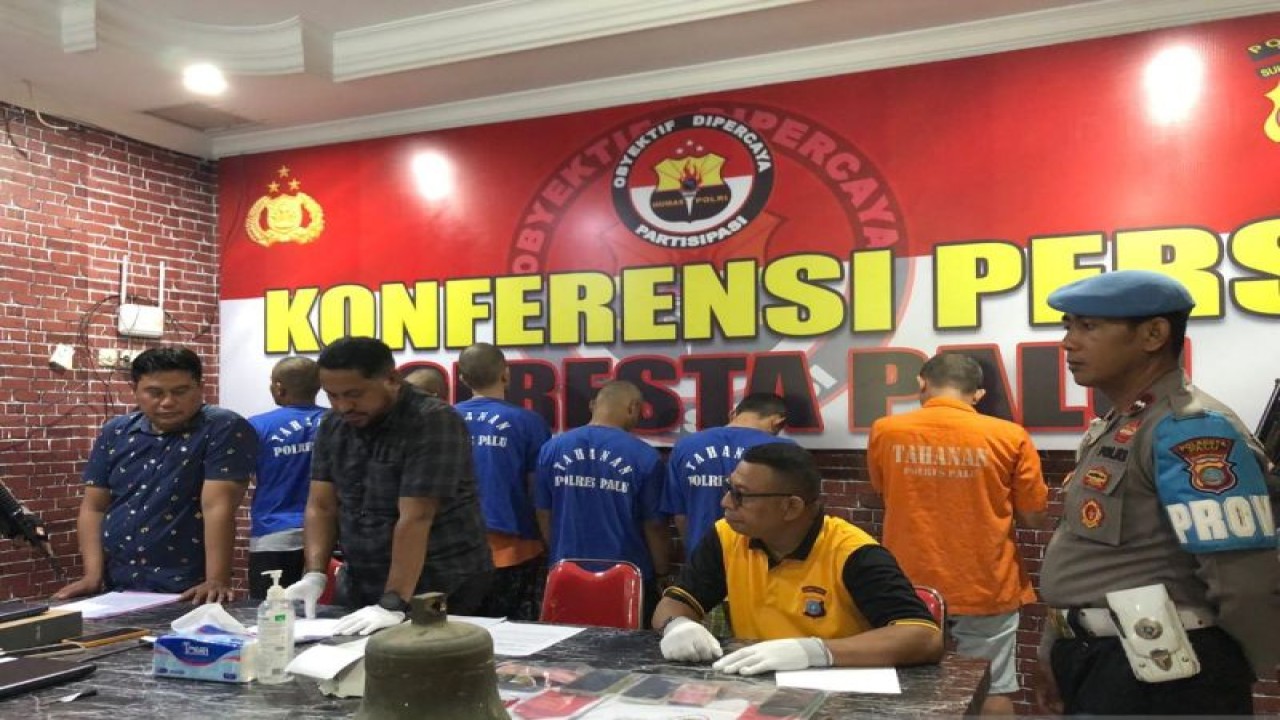 Kepolisian Resor Kota (Polresta) Palu, Sulawesi Tengah saat menggelar konferensi pers bersama awak media di Palu, Jumat (16/5/2023). (ANTARA/HO-Angel)