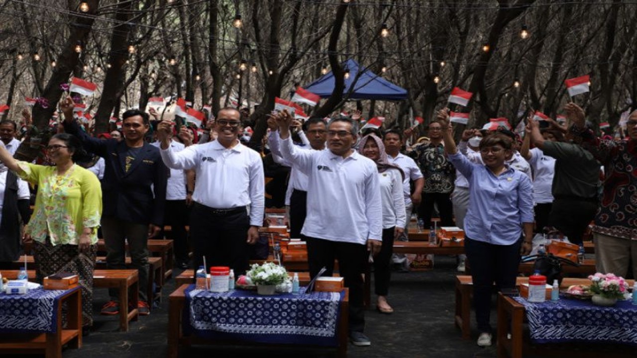 Peringatan Hari Lanjut Usia Nasional Ke-27 Tahun 2023 di Pantai Cemoro Sewu, Kretek, Kabupaten Bantul, Daerah Istimewa Yogyakarta. Rabu (7/6/2023) (ANTARA/HO-Humas Pemkab Bantul)
