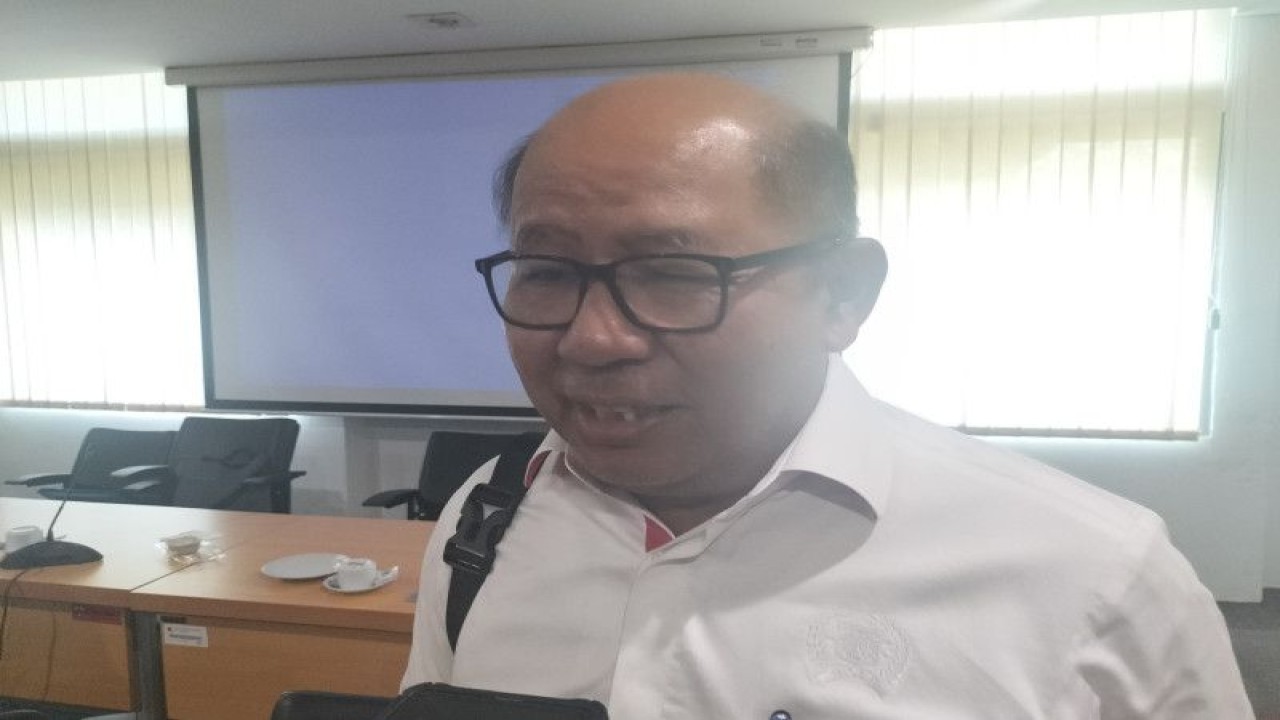 Anggota Komisi D DPRD DKI Jakarta Pantas Nainggolan di Gedung DPRD DKI Jakarta, Senin (26/6/2023). ANTARA/Walda