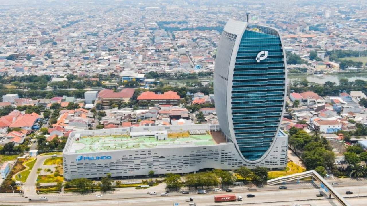 Pelindo Tower di Jakarta Utara. ANTARA/HO-Pelindo