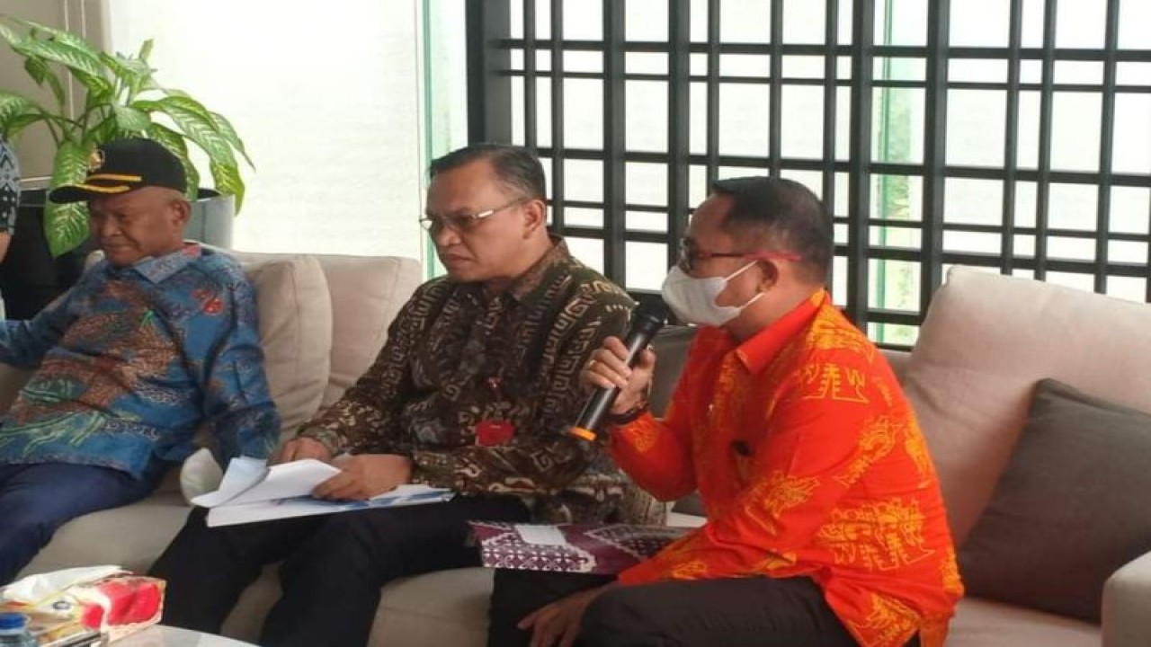Wakil Bupati Sigi Samuel Yansen Pongi menghadiri rapat koordinasi persiapan pencanangan Sulteng negeri 1000 megalith, di Jakarta. (ANTARA/HO-Dok Prokopim Setda Pemkab Sigi)