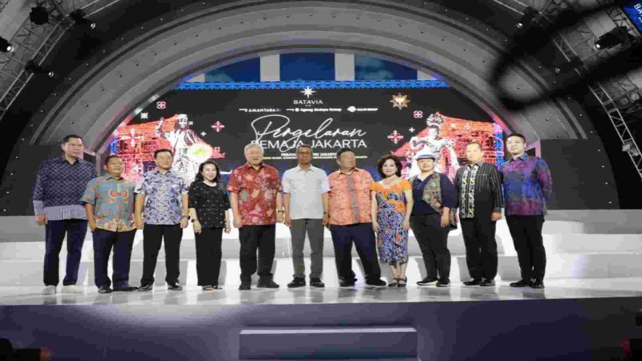 Penjabat (Pj) Gubernur DKI Jakarta Heru Budi Hartono (tengah) saat menghadiri acara 'Pergelaran Remaja Jakarta' di Alun-Alun Batavia Pantai Indah Kapuk (PIK), Penjaringan, Jakarta Utara, Sabtu (24/6/2023) ANTARA/HO-Pejabat Pengelola Informasi dan Dokumentasi (PPID) DKI Jakarta