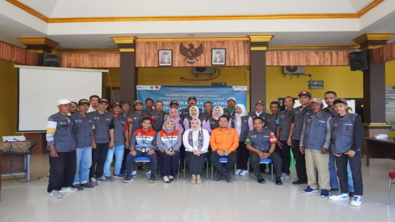 Pembentukan Desa Tangguh Bencana (Destana) dan pelatihan Forum Pengurangan Risiko Bencana (FPRB) di Desa Segoro Tambak Kecamatan Sedati Kabupaten Sidoarjo, Jatim. ANTARA/HO Pertamina