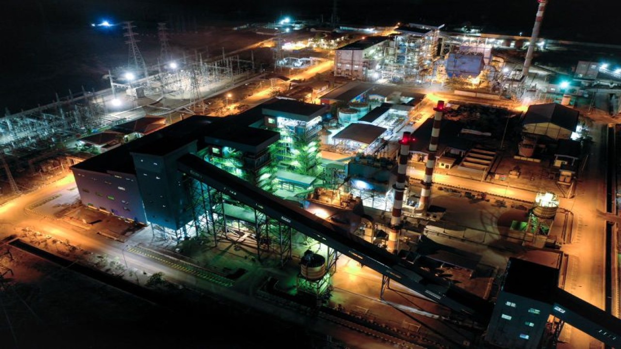 Infrastruktur PLTD Tenau di Kota Kupang sebagai salah satu dari lima unit pembangkit listrik PLN Unit Induk Wilayah NTT yang mendapatkan penghargaan Proper Biru dari Kementerian Lingkungan Hidup dan Kehutanan (KLHK). (ANTARA/HO-Humas PLN UIW NTT)