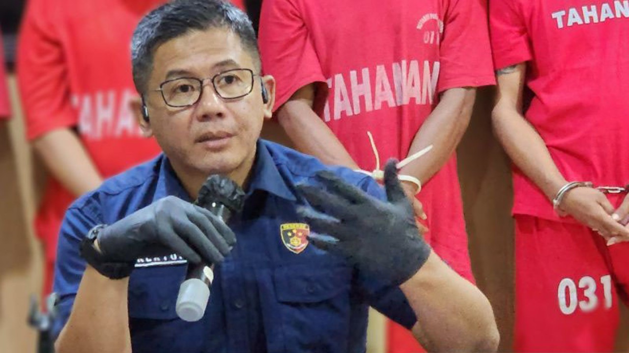 Direktur Reserse Narkoba Polda Jawa Tengah Kombes Pol. Luthfi Martadian (ANTARA/ I.C.Senjaya)