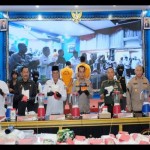 Polda Kalsel ungkap penyelundupan 35 kilogram sabu dari Segitiga Emas-1686724471