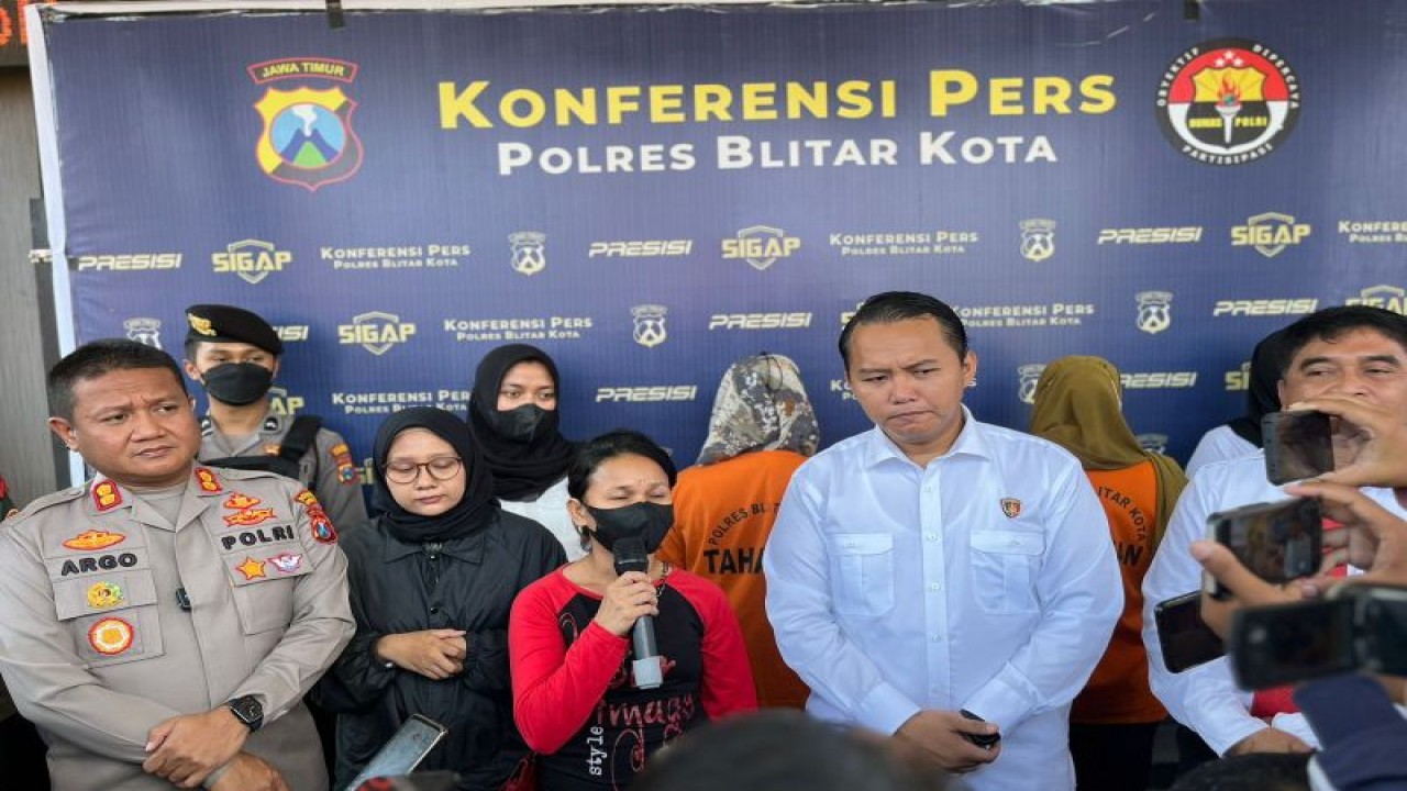 Polres Blitar Kota saat gelar perkara kasus dugaan kasus perdagangan orang di Blitar, Jawa Timur, Rabu (21/6/2023). ANTARA/ HO-Polres Blitar Kota