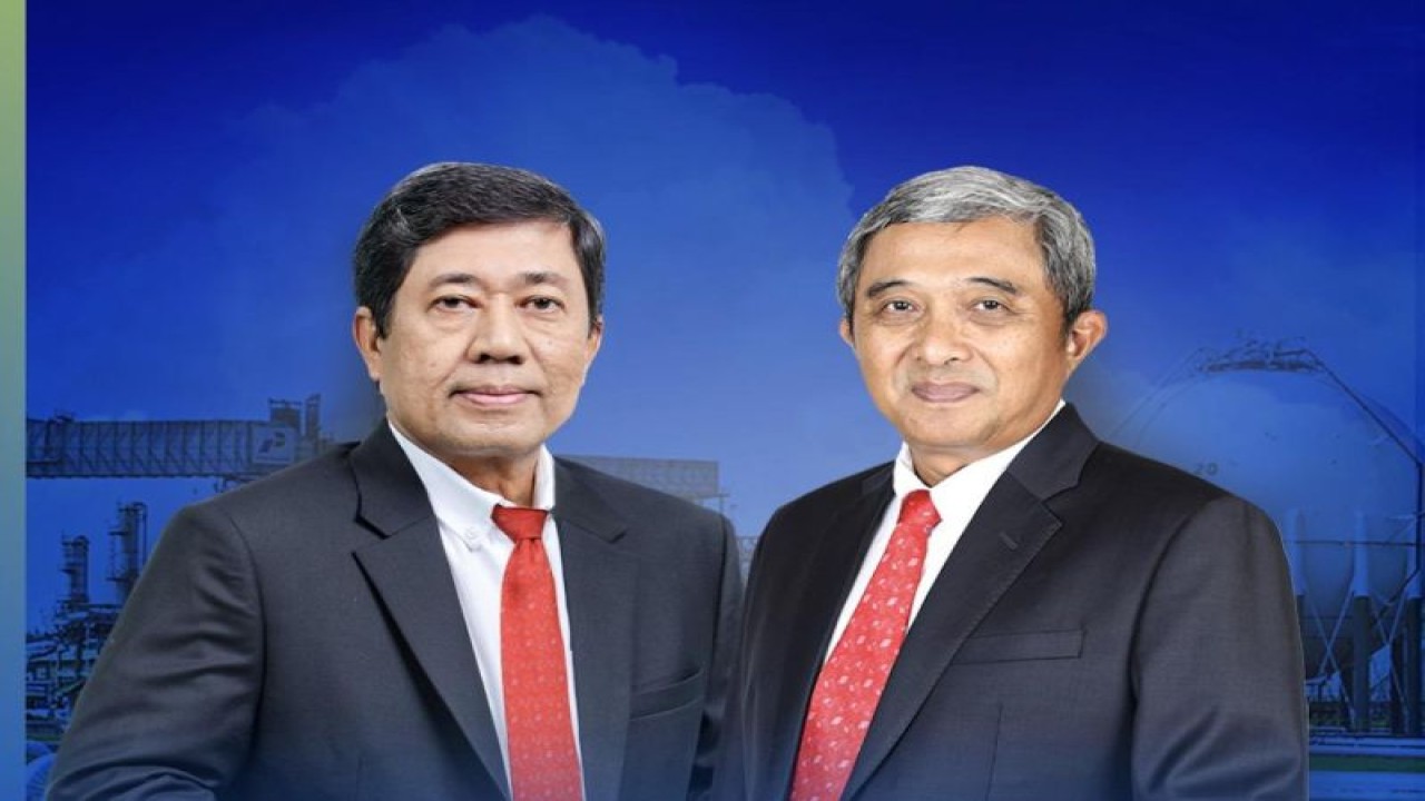 Kementerian BUMN pada Jumat (16/6/2023), melakukan perubahan direksi PT Pertamina (Persero) melalui Rapat Umum Pemegang Saham (RUPS), dengan mengangkat Alfian Nasution sebagai Direktur Logistik dan Infrastruktur Pertamina (kiri), serta menunjuk Erry Widiastono sebagai Direktur Penunjang Bisnis Pertamina. ANTARA/HO-Pertamina.