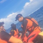 Suasana saat pencarian korban nelayan yang diduga hilang di perairan Pesisir Barat, Lampung. (ANTARA/HO)-1685967855