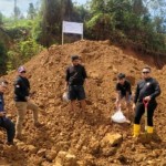 Tim patroli pertambangan ilegal Subdit IV Tipidter Ditreksrimsus Polda Sultra. (Antara/HO-Polda Sultra)-1686724753