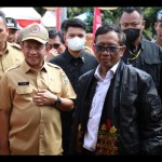 Tito Karnavian dan mahfud MD-1686810917