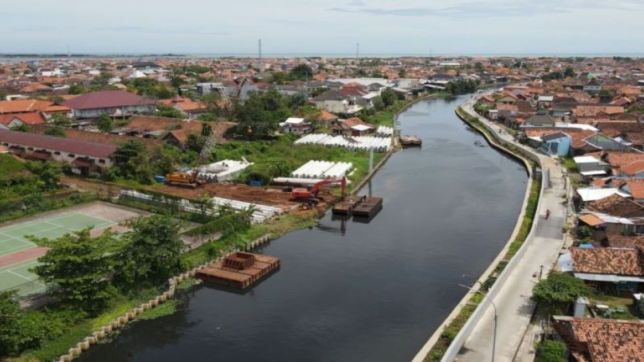 Waskita Beton berupaya mempercepat penyelesaian Proyek Pengendalian Banjir dan Rob Sungai Loji-Banger, Jawa Tengah. ANTARA/HO - PT Waskita Beton Precast Tbk