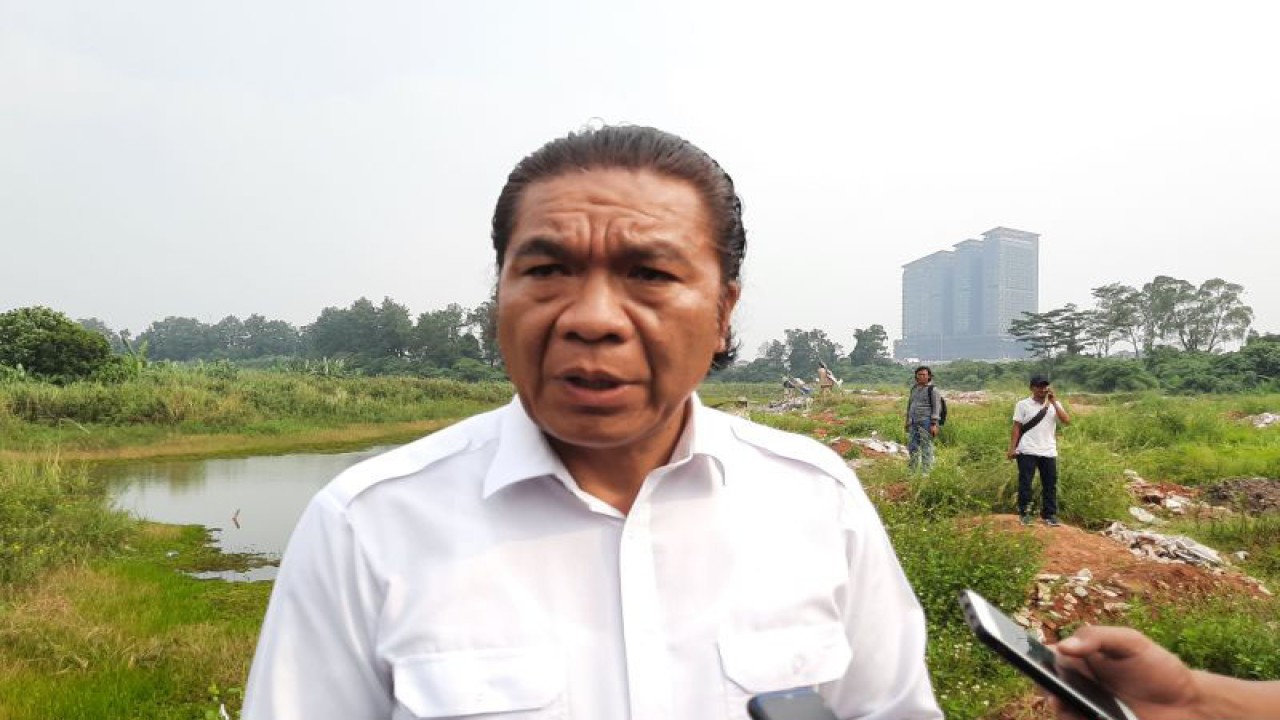 Penjabat Gubernur Banten Al Muktabar. ANTARA/Azmi Samsul Maarif