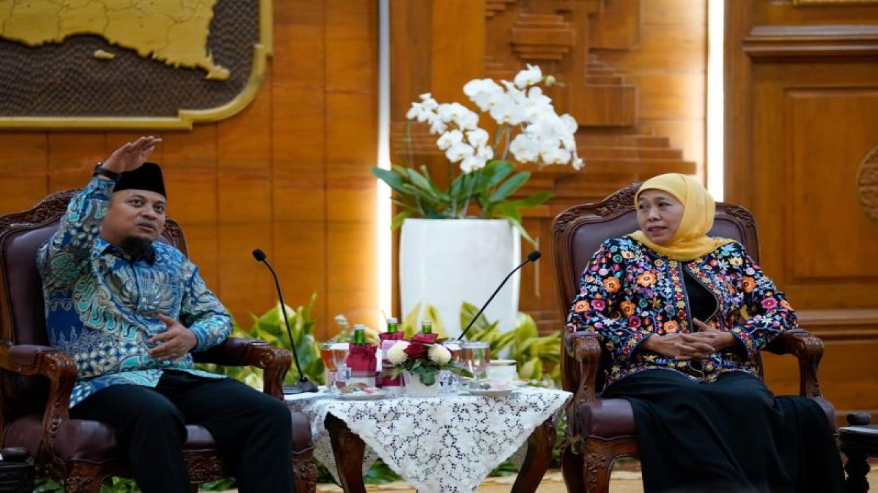 Gubernur Sulsel Andi Sudirman Sulaiman dan Gubernur Jatim Khofifah Indar Parawansa bertemu membahas kerja sama berbagai bidang.ANTARA/HO-Humas Pemprov Sulsel