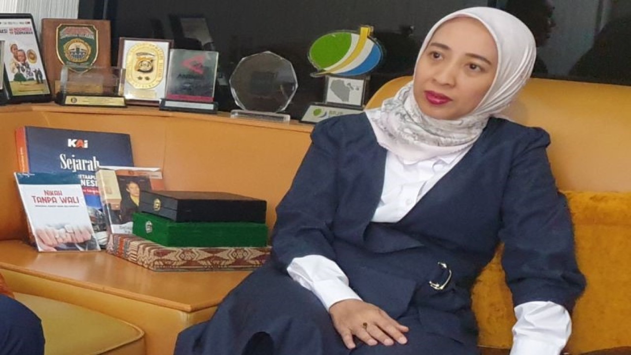 Area Manager Communication, Relations & CSR RU III Plaju-Sub Holding Refining & Petrochemical Pertamina Siti Rachmi Indahsari. ANTARA/Yudi Abdullah/23