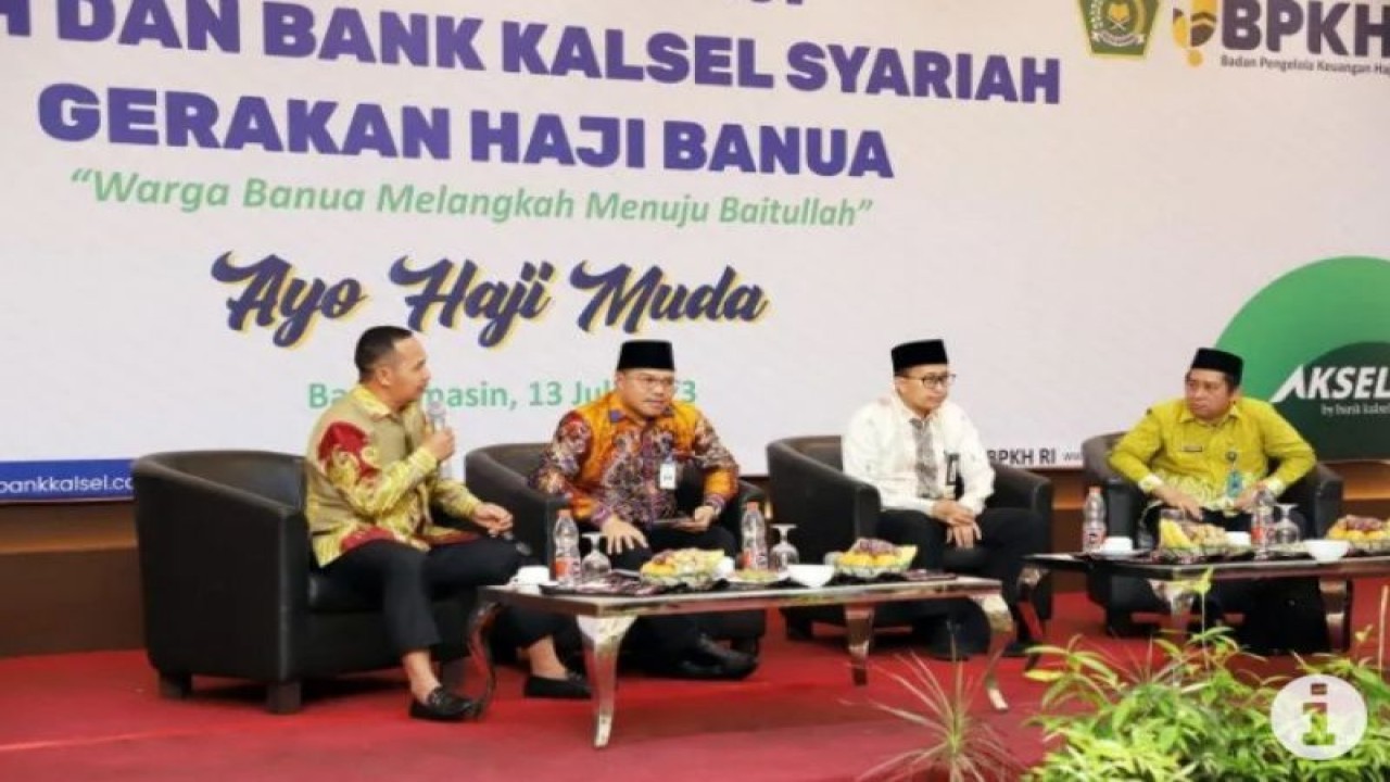 Gathering Haji Bank Kalsel Syariah bersama Badan Pengelola Keuangan Haji (BPKH) di Best World Kindai Hotel Banjarmasin pada Jumat (14/7/2023). (ANTARA/HO-Humas Bank Kalsel)