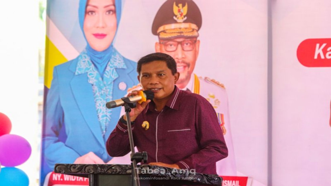 Penjabat Wali Kota Ambon, Bodewin Wattimena. ANTARA/ Penina F Mayaut.