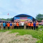 BPBD OKU Selatan mendirikan tenda darurat untuk tempat pengungsian korban banjir, Kamis. (ANTARA/Edo Purmana/23)-1688641685