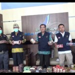 BPOM Bengkulu saat menunjukkan ratusan obat ilegal. ANTARA/Anggi Mayasari-1690091659
