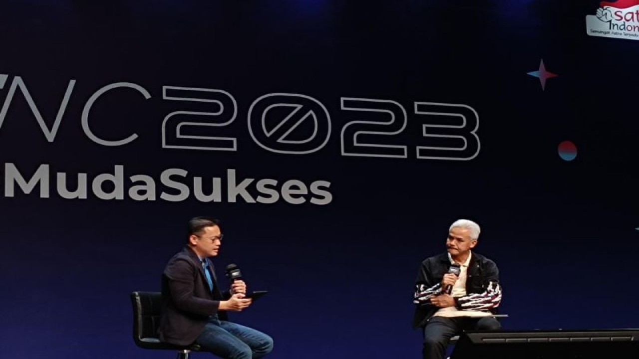 Bakal calon presiden dari PDI Perjuangan Ganjar Pranowo dalam acara Young On Top National Conference 2023, di Jakarta, Sabtu (15/7/2023). ANTARA/Dokumentasi pribadi