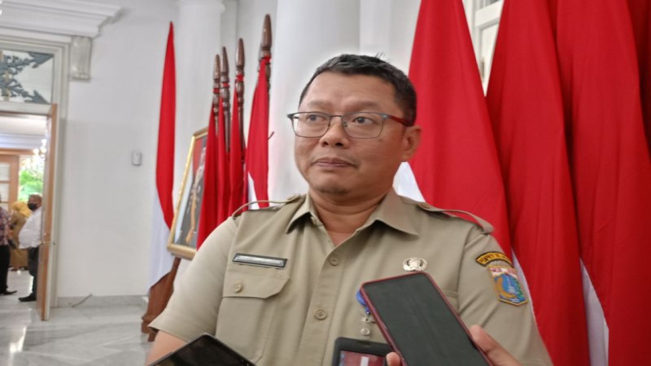 Kepala Dinas Kependudukan dan Pencatatan Sipil (Disdukcapil) DKI Jakarta Budi Awaluddin di Balai Kota DKI, Jakarta Pusat, Selasa (18/7/2023). ANTARA/Siti Nurhaliza
