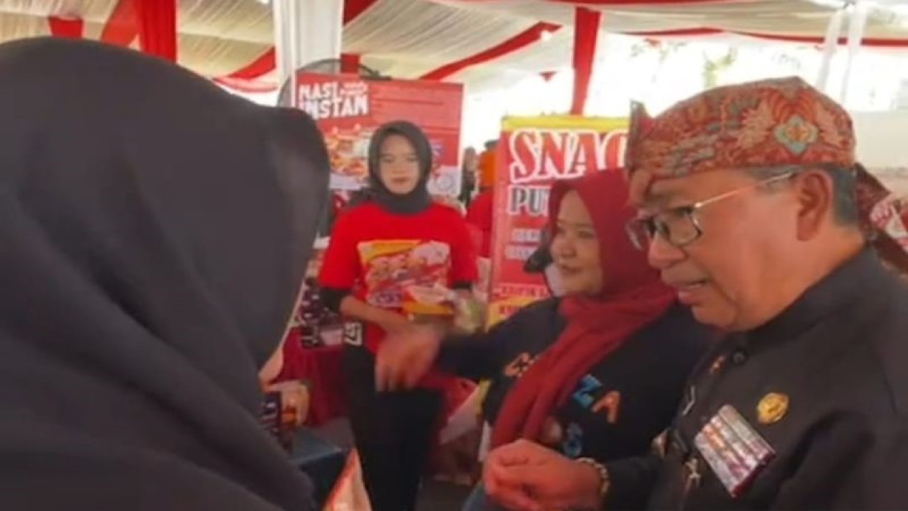 Bupati Kabupaten Cianjur, Jawa Barat, Herman Suherman.(ANTARA/Ahmad Fikri). (Ahmad Fikri)