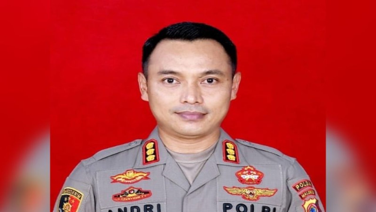 Direktur reserse kriminal umum Kombes Pol. Andri Iskandar di Ambon. (ANTARA/Winda Herman)