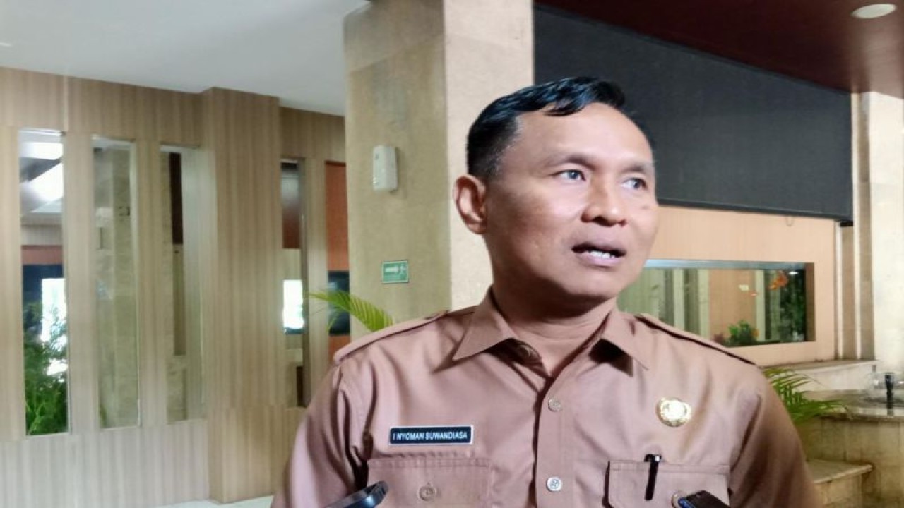 Kepala Dinas Komunikasi dan Informatika (Diskominfo) Kota Mataram I Nyoman Swandiasa. (ANTARA/Nirkomala)