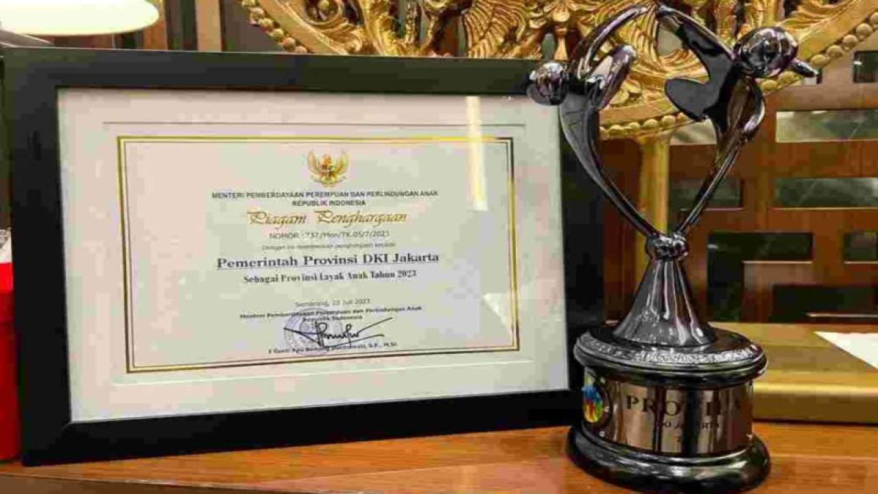 Pemerintah Provinsi DKI Jakarta meraih penghargaan sebagai "Provinsi Layak Anak" (PROVILA) dari Kementerian Pemberdayaan Perempuan dan Perlindungan Anak (Kemen PPA), Jakarta, Minggu (26/7/2023). ANTARA/HO-Pemprov DKI Jakarta