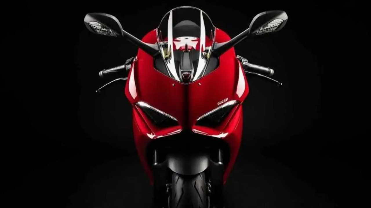 Ilustrasi. Ducati Panigale V2. (RideApart)