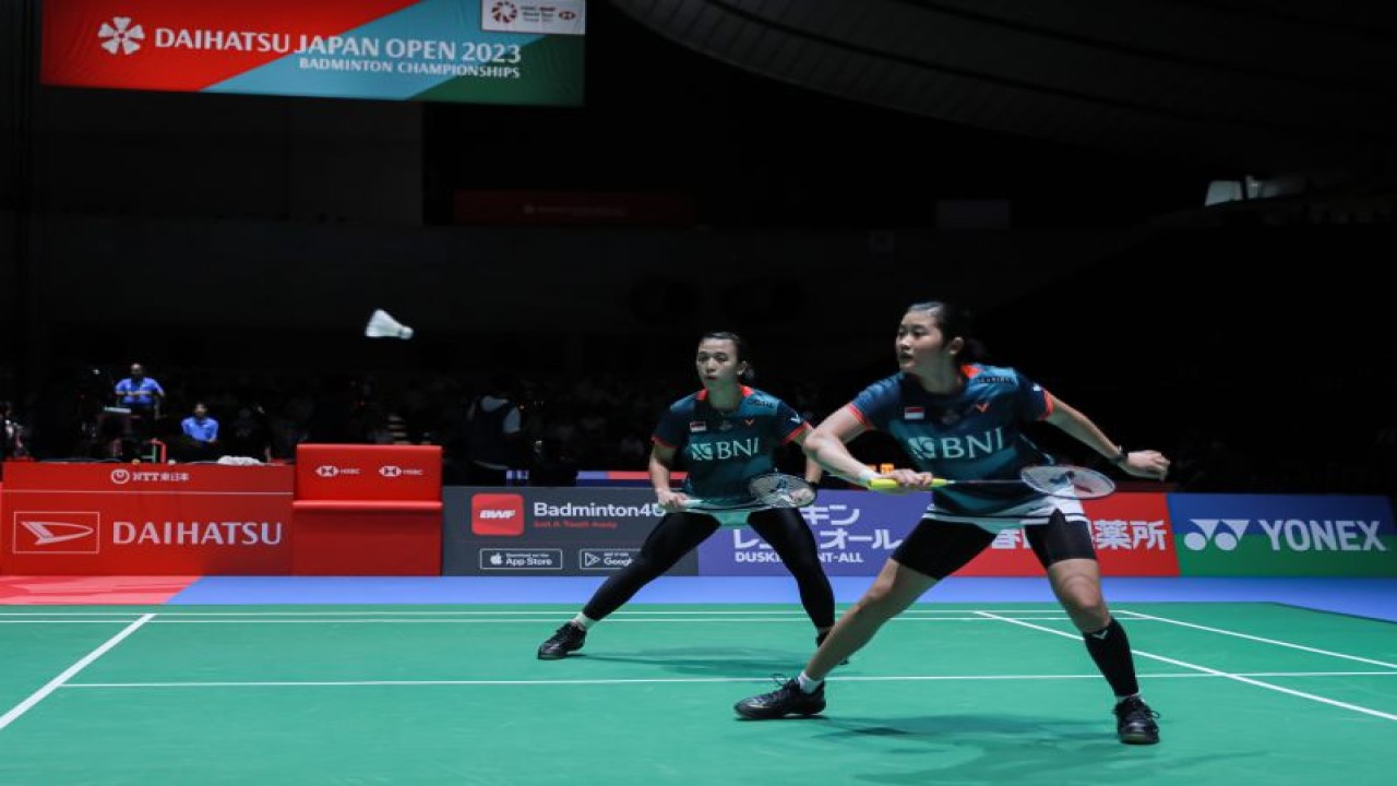 Ganda putri Febriana Dwipuji Kusuma/Amallia Cahaya Pratiwi terhenti pada babak perempat final Japan Open 2023 setelah dikalahkan Kim So Yeong/Kong Hee Yong (Korea Selatan) di Tokyo, Jumat. (ANTARA/HO-PP PBSI)