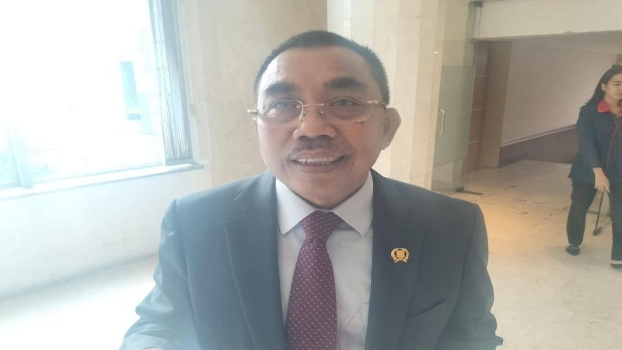 Anggota komisi A DPRD DKI, Gembong Warsono di gedung DPRD DKI, Rabu (12/7/2023). ANTARA / Walda