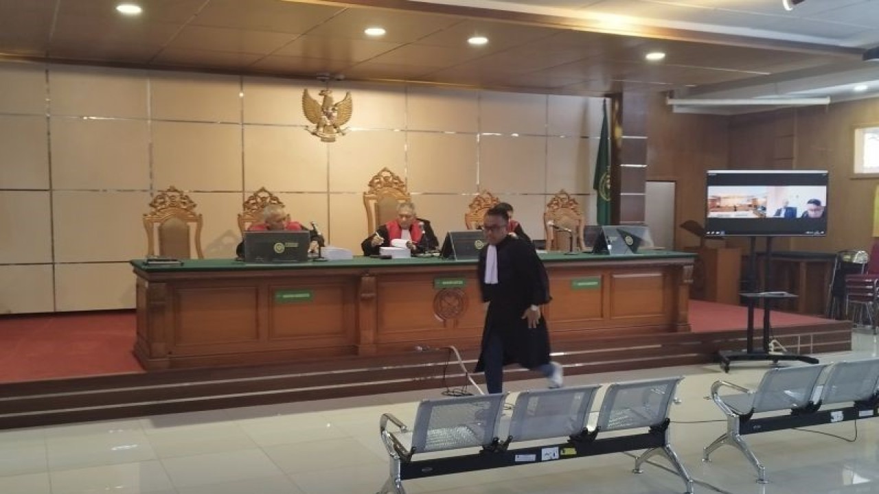 Sidang perkara suap yang melibatkan Hakim Agung Gazalba Saleh digelar di Pengadilan Negeri Bandung, Kota Bandung, Jawa Barat, Kamis (13/7/2023). (ANTARA/Bagus Ahmad Rizaldi)