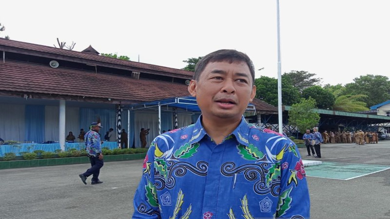 Kepala Dinas Koperasi dan UMKM Kabupaten Jayapura Hariyanto. (ANTARA/Agustina Estevani Janggo)