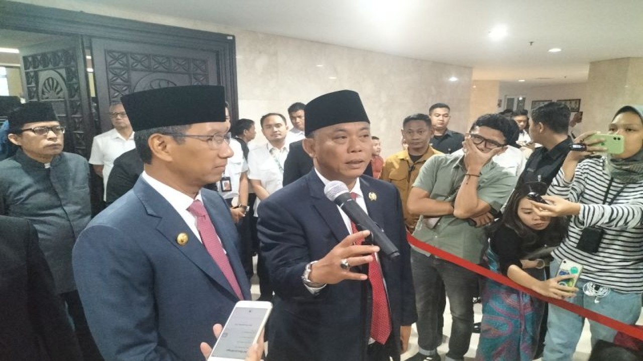 Ketua DPRD DKI Jakarta Prasetyo Edi Marsudi di Gedung DPRD DKI Jakarta, Rabu (12/7/2023). (ANTARA /Walda)