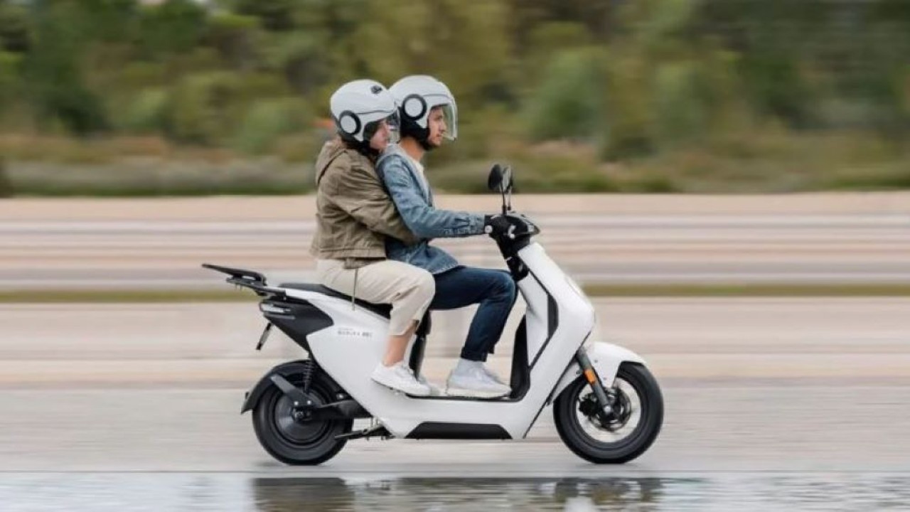 Motor listrik Honda EM1 siap hadir di Indonesia. (Gizmochina)