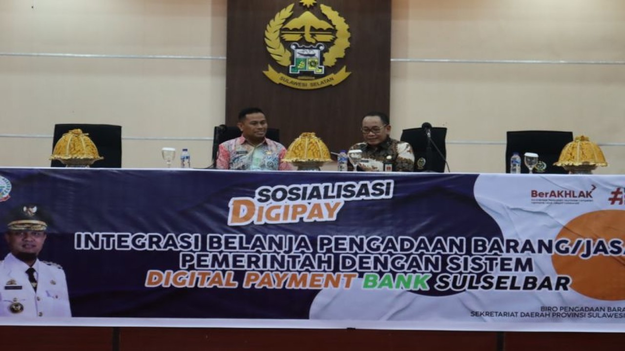 Asisten II Bidang Perekonomian dan Pembangunan Sulsel Ichsan Mustari, pada sosialisasi digitalisasi belanja di Makassar, Kamis,(27/7/2023).ANTARA/HO-Humas Pemprov Sulsel