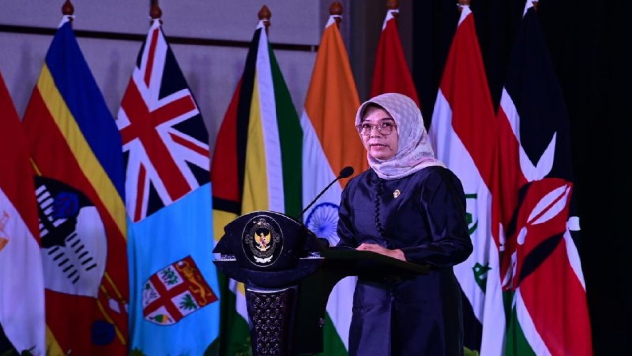 Ketua Badan Pemeriksa Keuangan (BPK) Isma Yatun saat membuka “The 5th Meeting of INTOSAI Working Group on Extractive Industries (WGEI)”, Jakarta, Senin (24/7/2023). ANTARA/HO-BPK