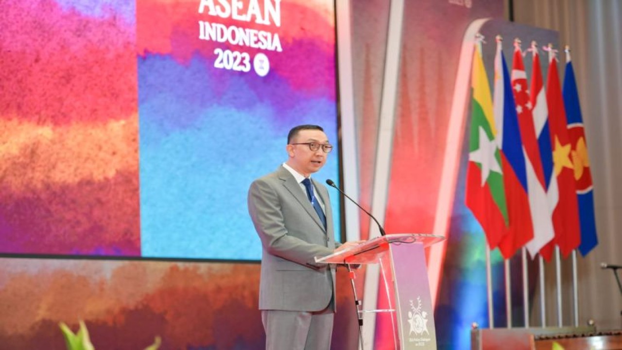 Direktur Jenderal Pendidikan Anak Usia Dini, Pendidikan Dasar dan Menengah Kemendikbudristek Iwan Syahril dalam Forum Southeast Asia Policy Dialogue on Early Childhood Care and Education di Jakarta, Selasa (25/7/2023). (ANTARA/HO-Kemendikbudristek)